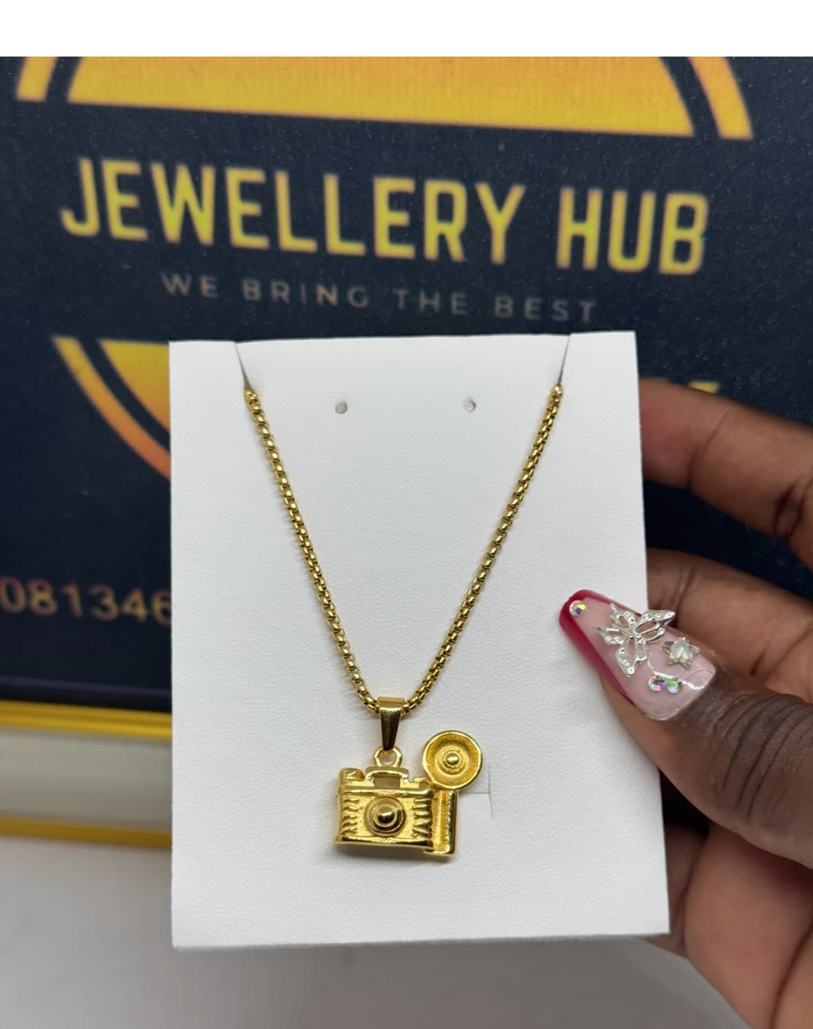 Music pendant necklace