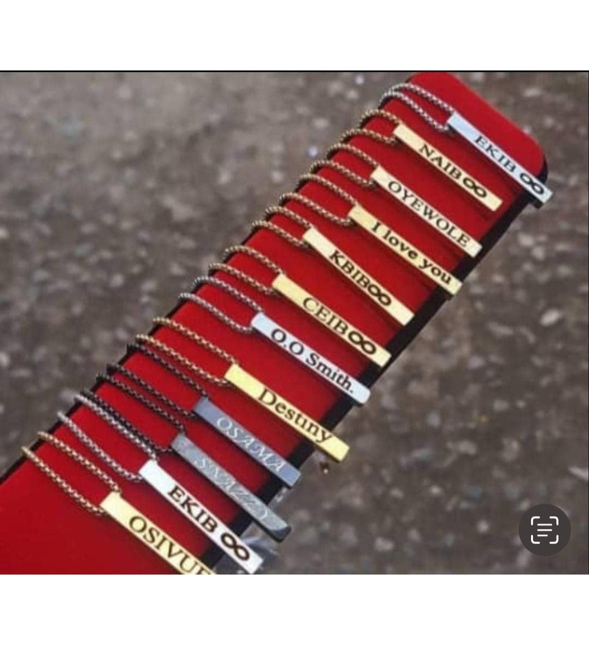 Bar pendant necklace