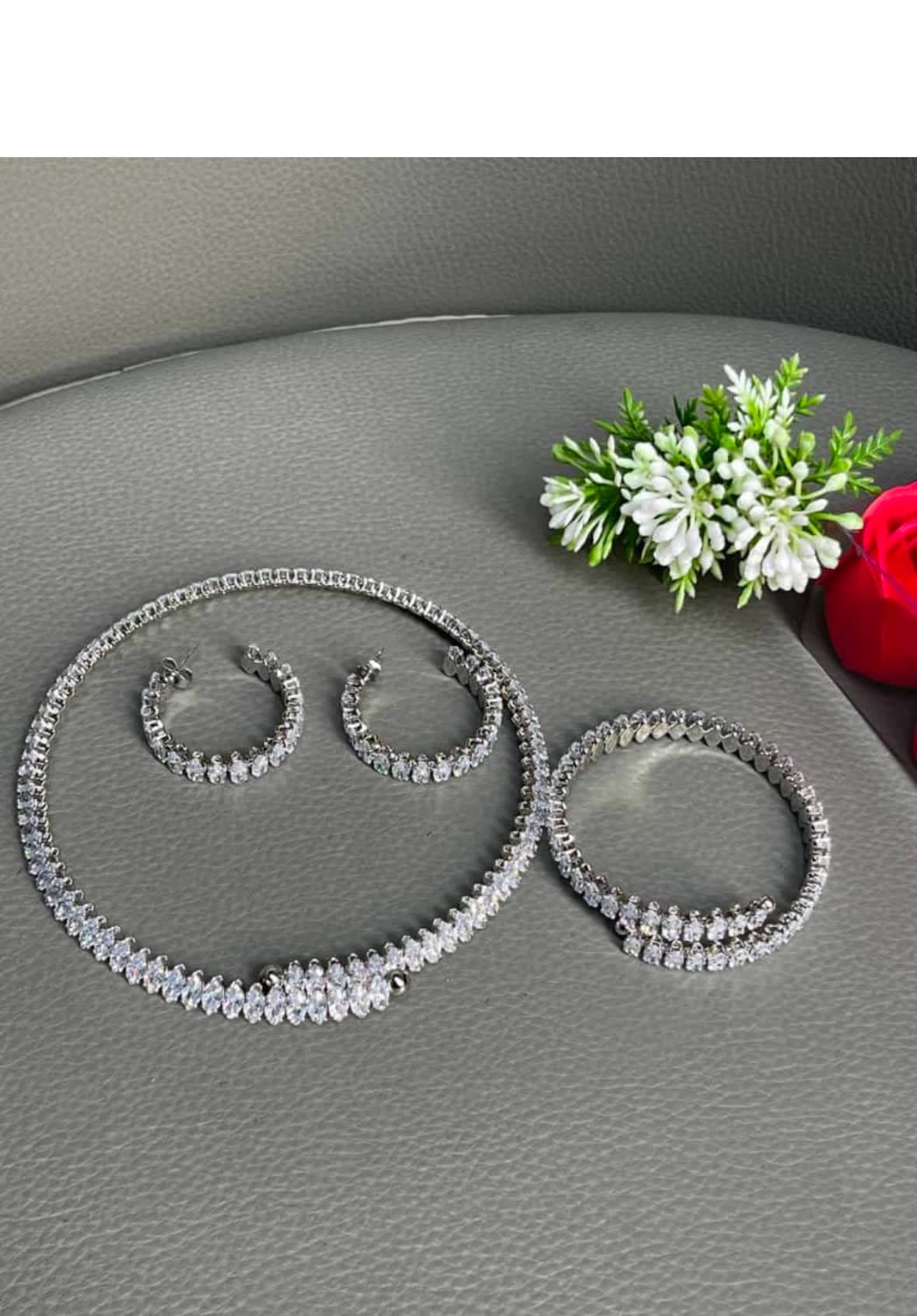 Fully stoned Necklace set