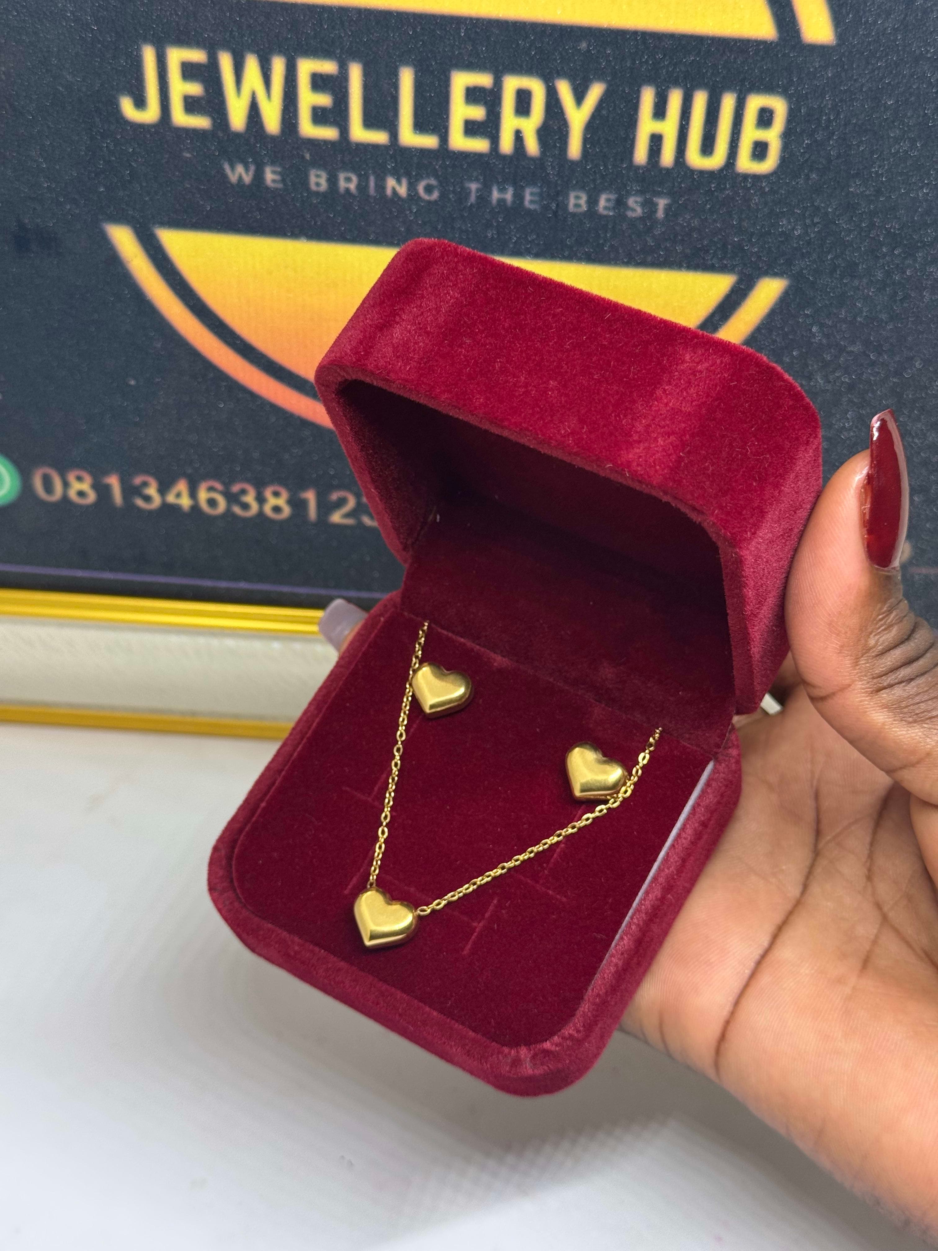 Love Necklace set (Velvet boxed)