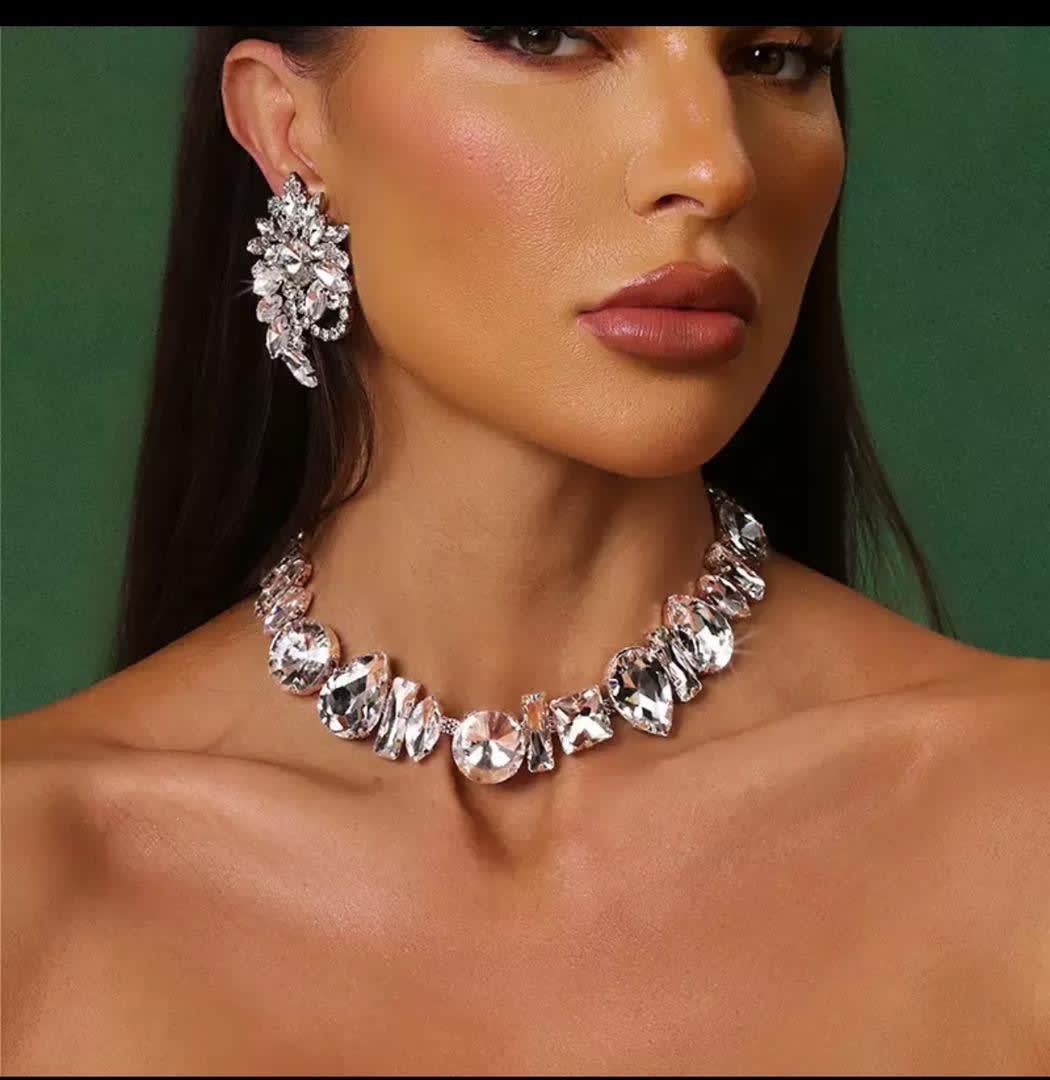 Stoned Necklace set