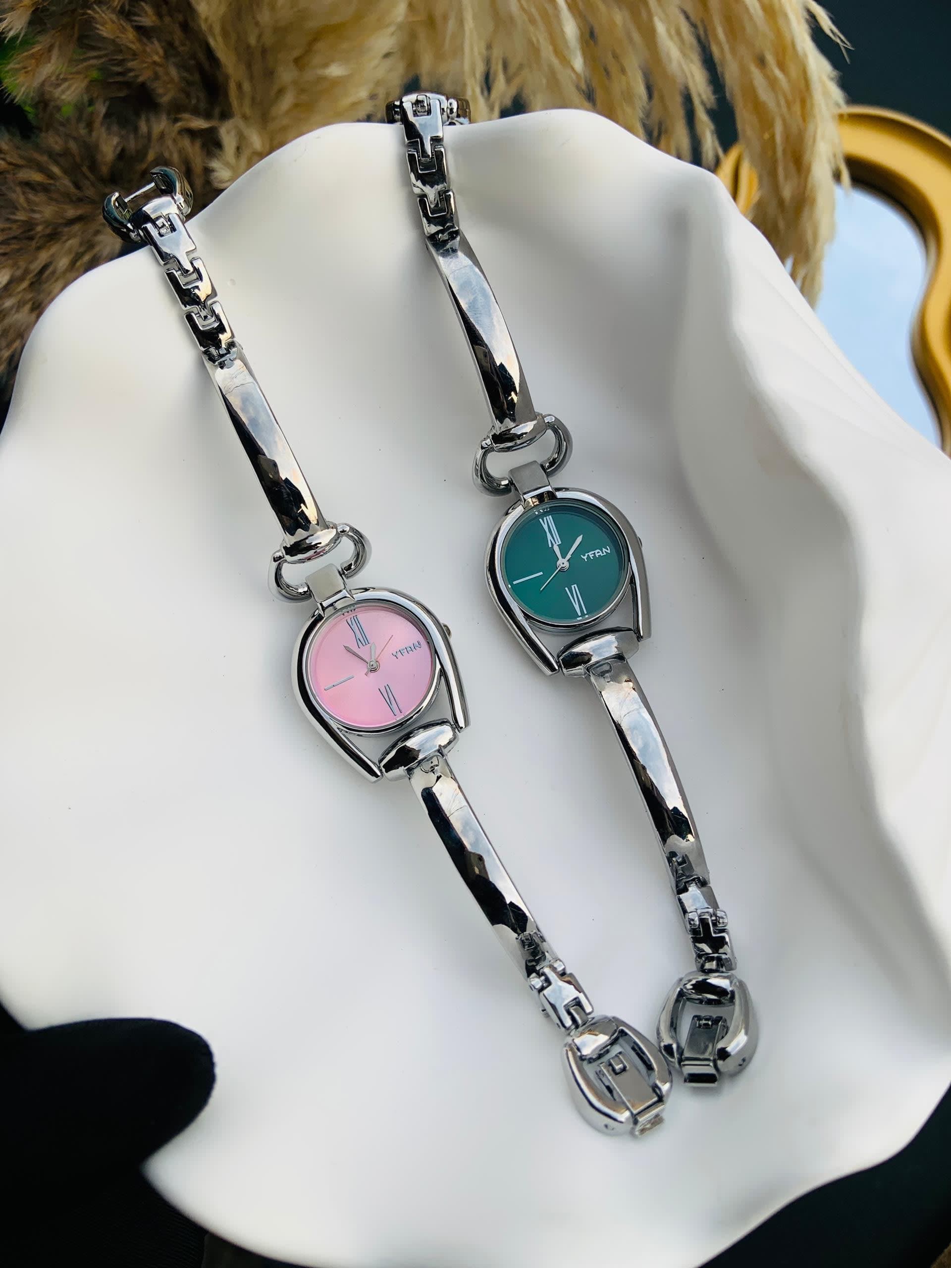 Bangle strap Watch